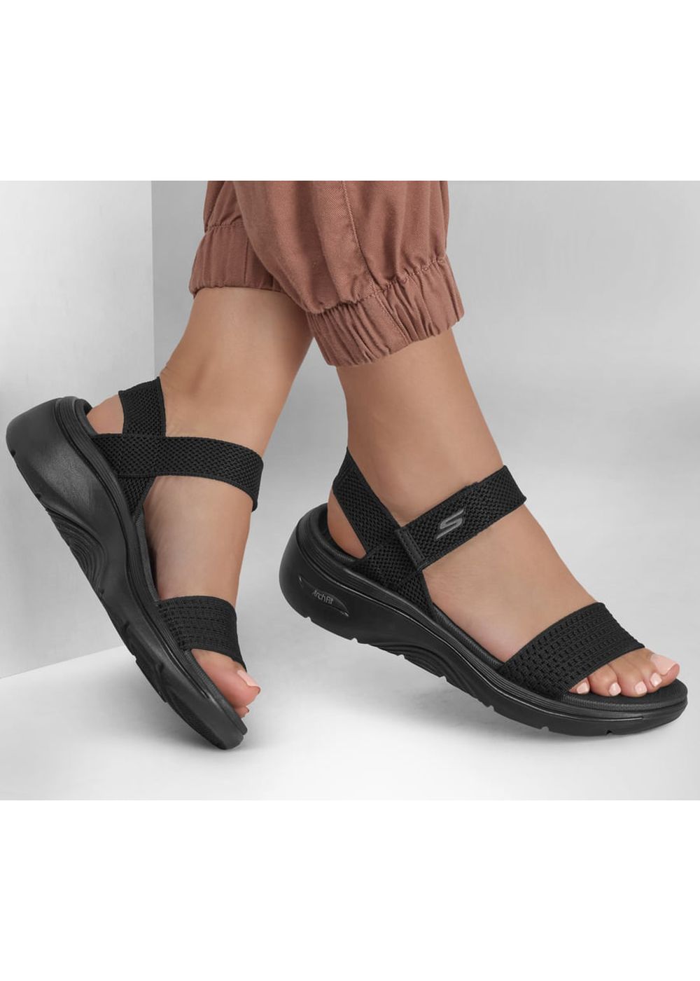 Skechers Go Walk Arch Fit 2.0 Annie Sandals Black