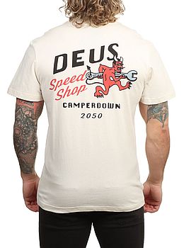 Deus Dogleg Tee Dirty White