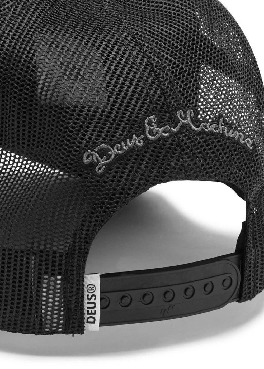 Deus Pill Trucker Cap Black/Black