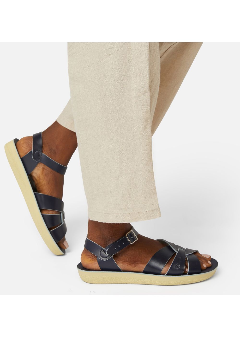 Salt-Water Swimmer Sandals Navy
