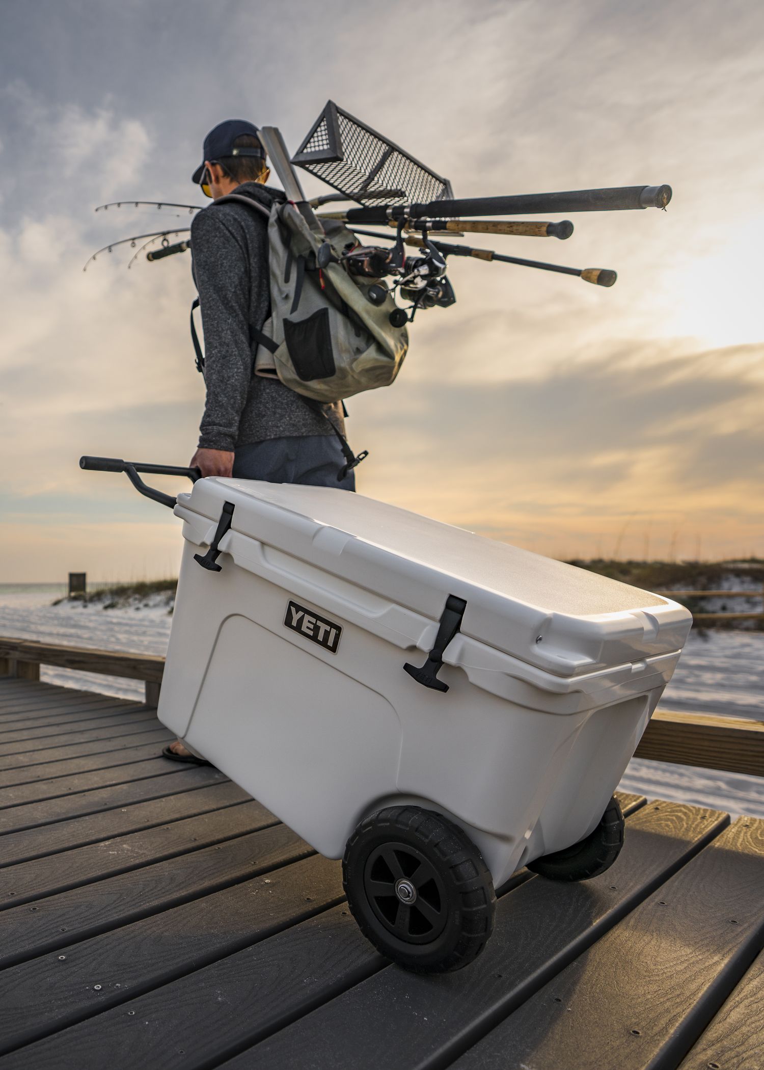 Yeti Tundra Haul Wheeled Cool Box White